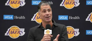 Pelinka se anima com novos donos do Lakers e terá cargo mantido