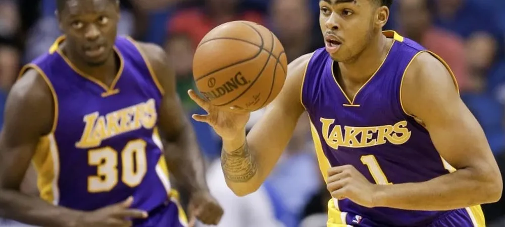 Lakers começa série na estrada contra o Sixers