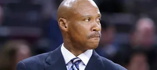 Lakers demite Byron Scott