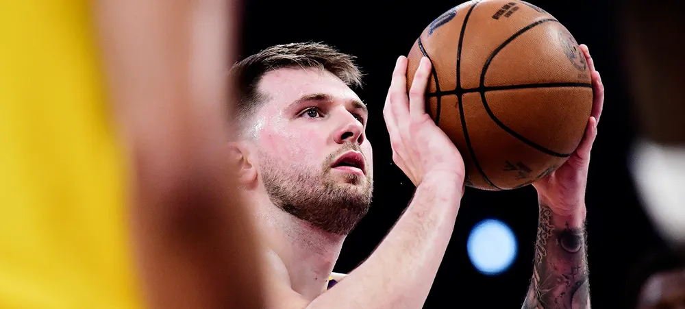 Luka Doncic faz anúncio bombástico sobre sua troca
