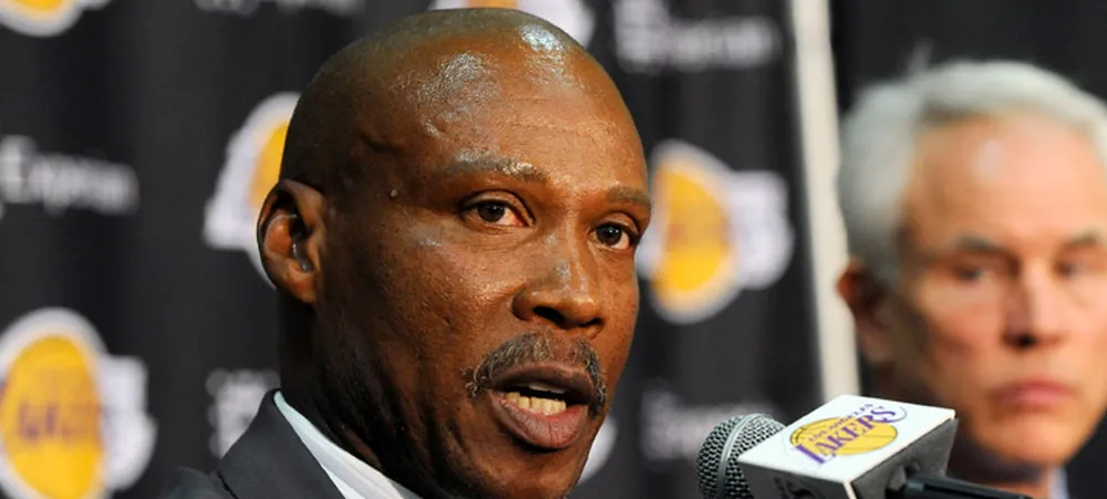 Lakers tem reunião marcada com Byron Scott