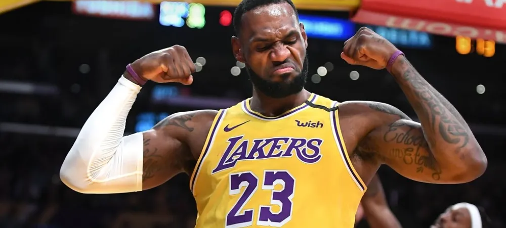 NBA: Darvin Ham faz previsão ousada sobre futuro de LeBron James no Lakers