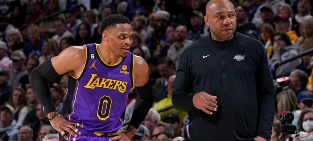 NBA: Lakers tem dura discussão no intervalo do jogo histórico de LeBron James