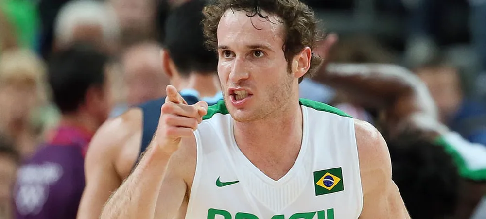 Lakers acerta com Marcelinho Huertas!
