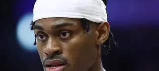Lakers tem notícias desanimadoras sobre Vanderbilt e Vincent