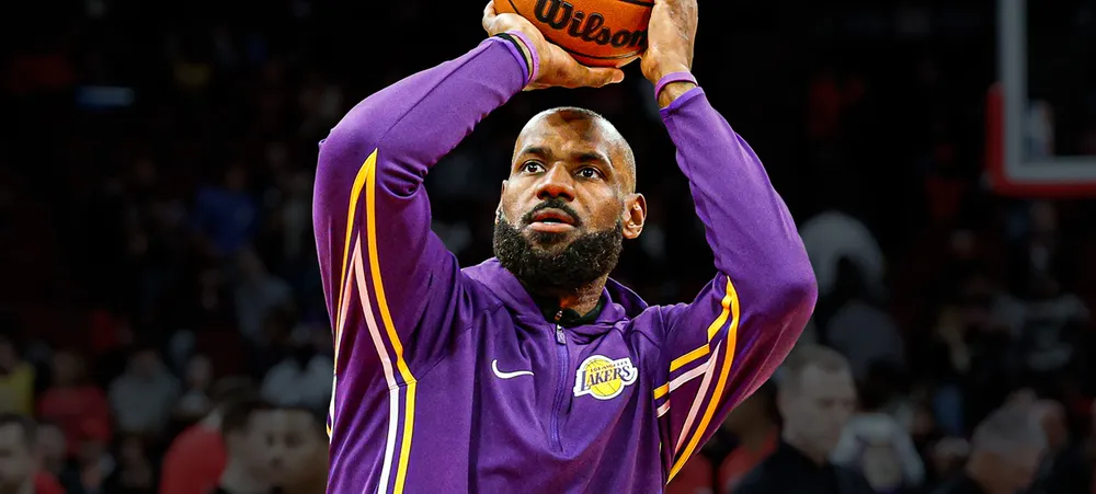 Porque LeBron James é o maior culpado por falta de trocas no Lakers