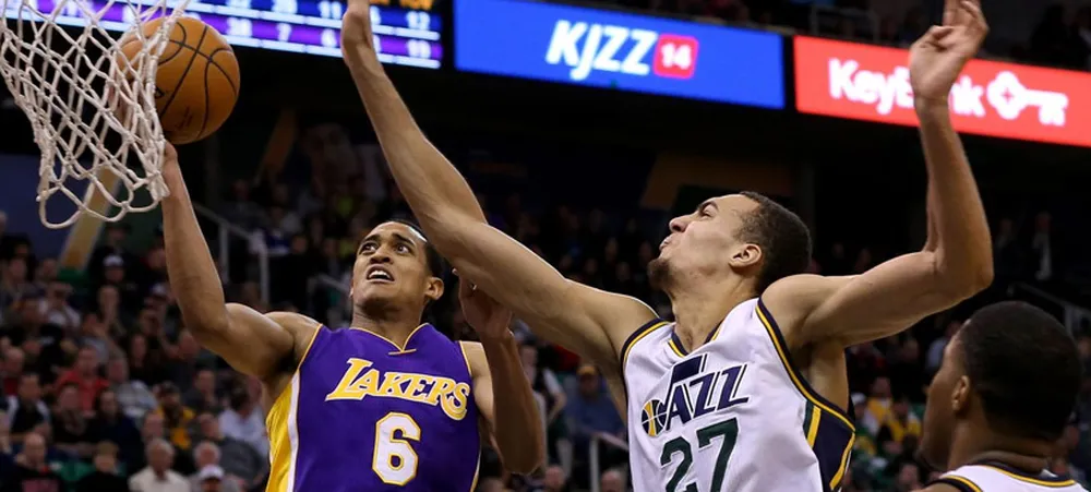 Lakers recebe embalado Jazz em Los Angeles
