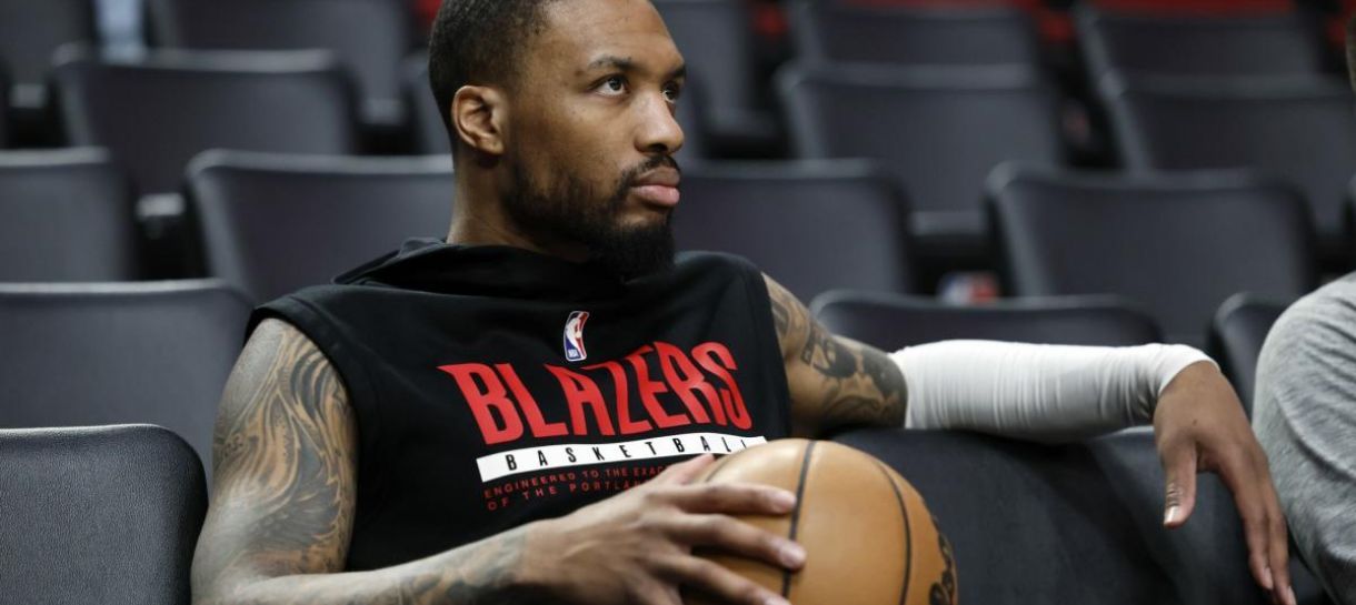 NBA: Damian Lillard tira sarro com torcedores do Lakers