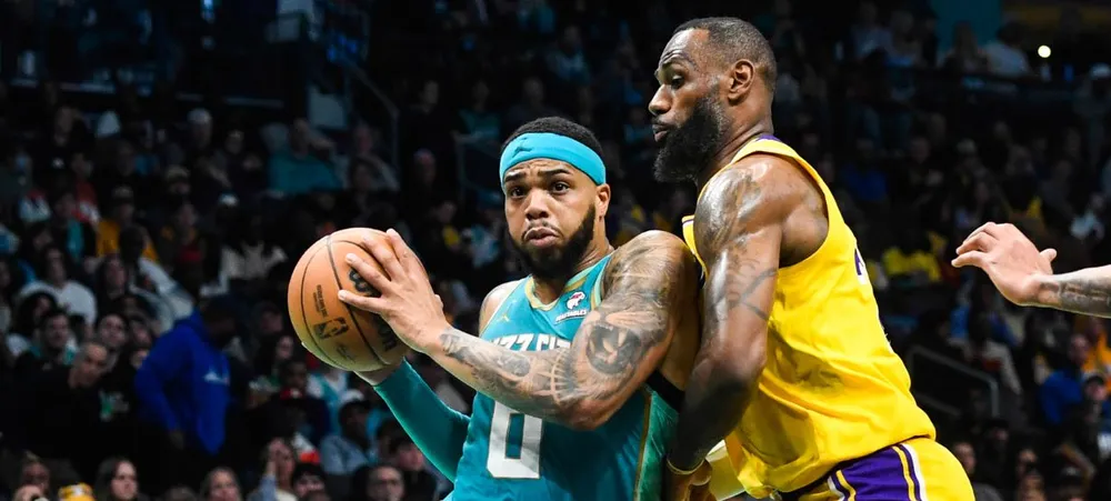 Lakers x Hornets: Onde assistir ao jogo de hoje ao vivo na NBA