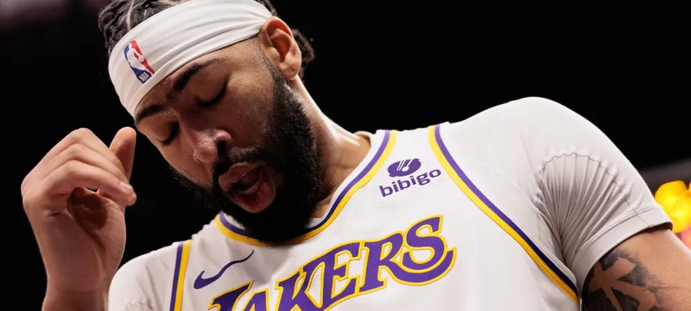 Anthony Davis faz duras críticas a NBA após não ser nomeado para prêmio de defensor do ano