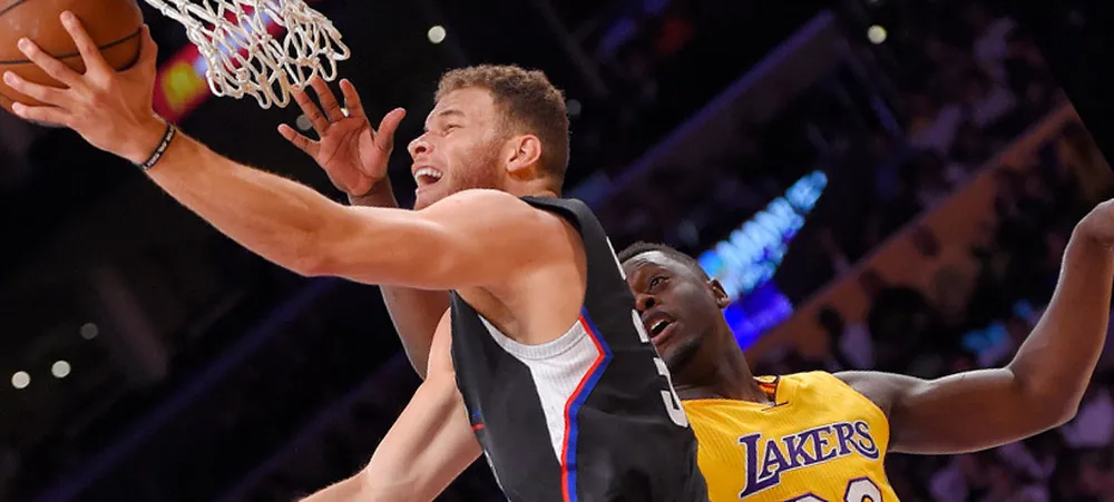 Lakers perde e faz sua pior campanha da história