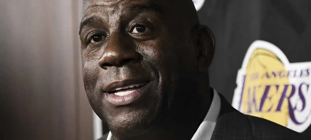 NBA: Magic Johnson culpa LeBron James por fiasco do Lakers