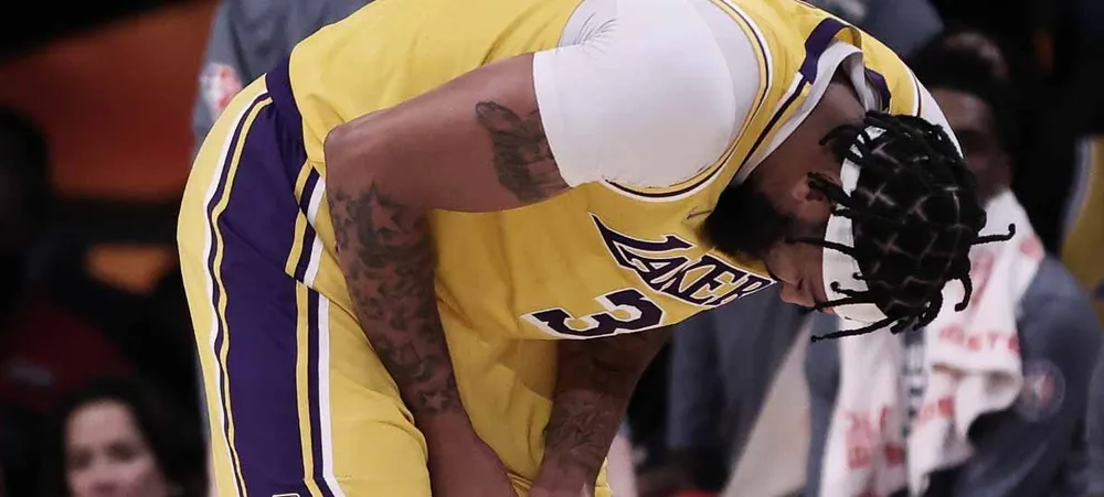 NBA: Anthony Davis pode ficar de fora do jogo deste sábado