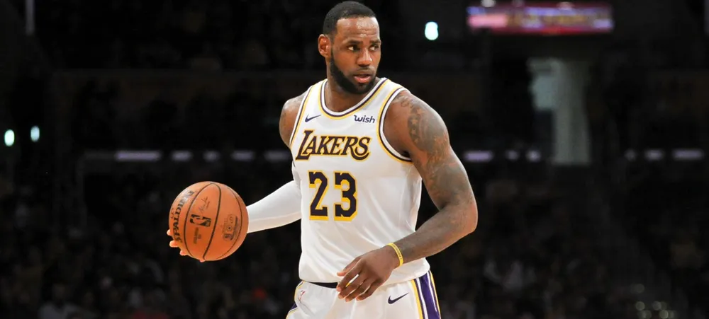 LeBron James será o armador do Lakers na próxima temporada