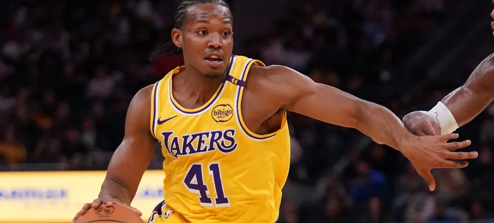 NBA: Lakers assina com Quincy Olivari e dispensa outros dois jogadores