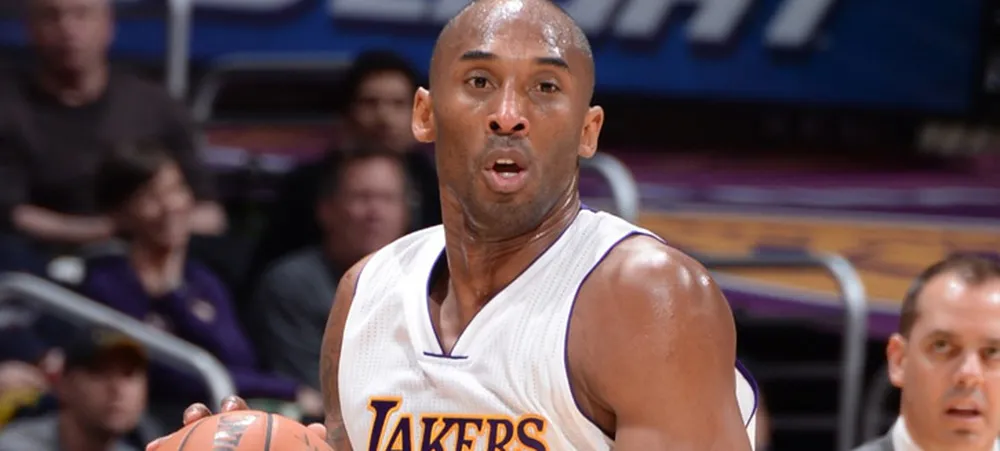 Kobe garante vitória sobre Pacers