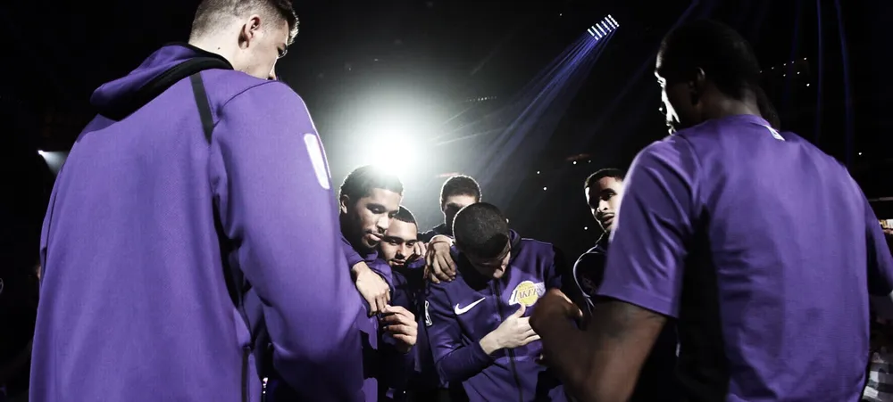 Lakers em resumo: três derrotas seguidas em semana difícil