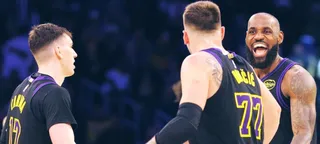 Lakers sofre contra o Grizzlies, mas brilha no fim com Big-3 improvável