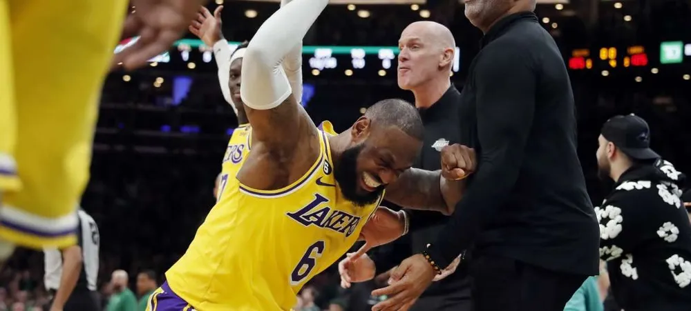 NBA: Lakers perde para Celtics na prorrogação em partida marcada por erros da arbitragem