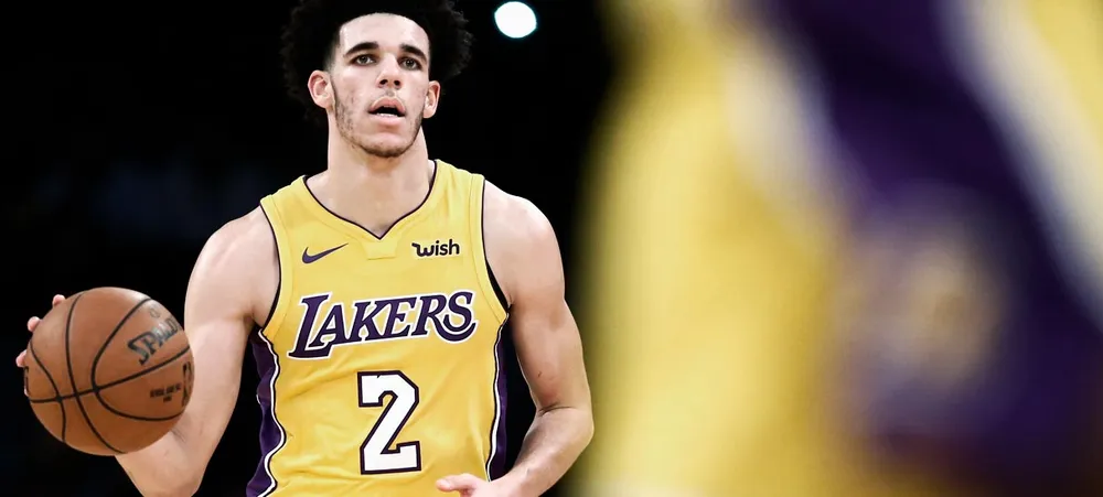 Em duelo de calouros, Lakers encara o Sixers fora de casa