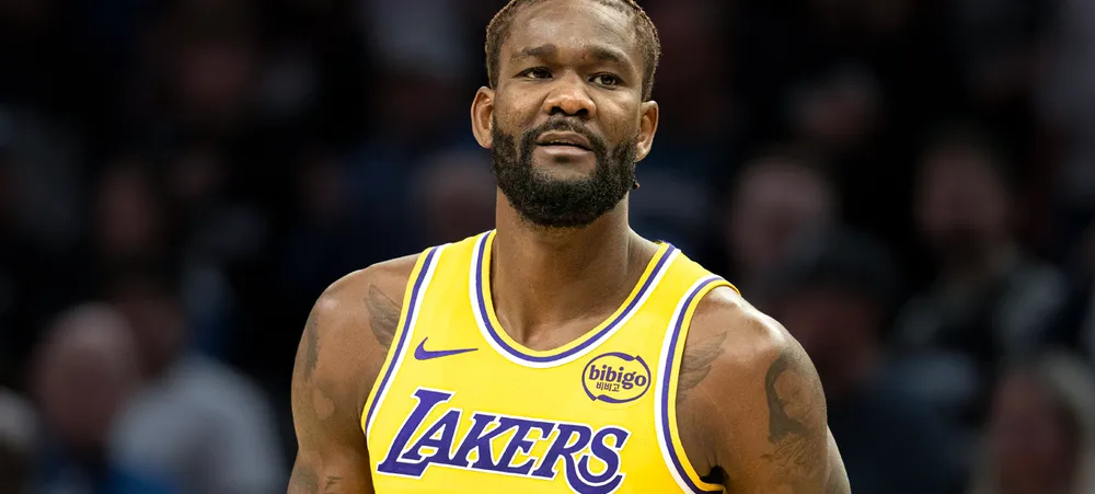 Deandre Ayton admite que Lakers entrou de salto alto contra o Hawks