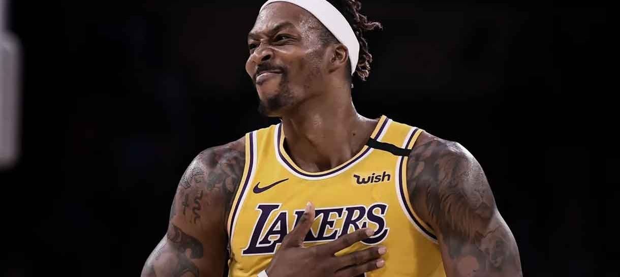 NBA: Lakers surpreende e fecha com três velhos conhecidos no início da agência livre