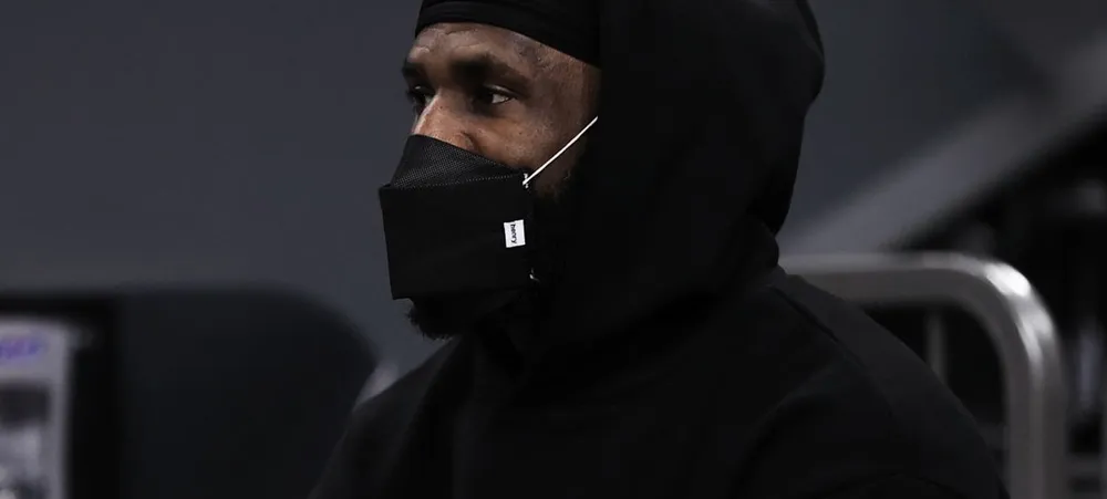 NBA: Wojnarowski revela tempo que LeBron James deve ficar de fora