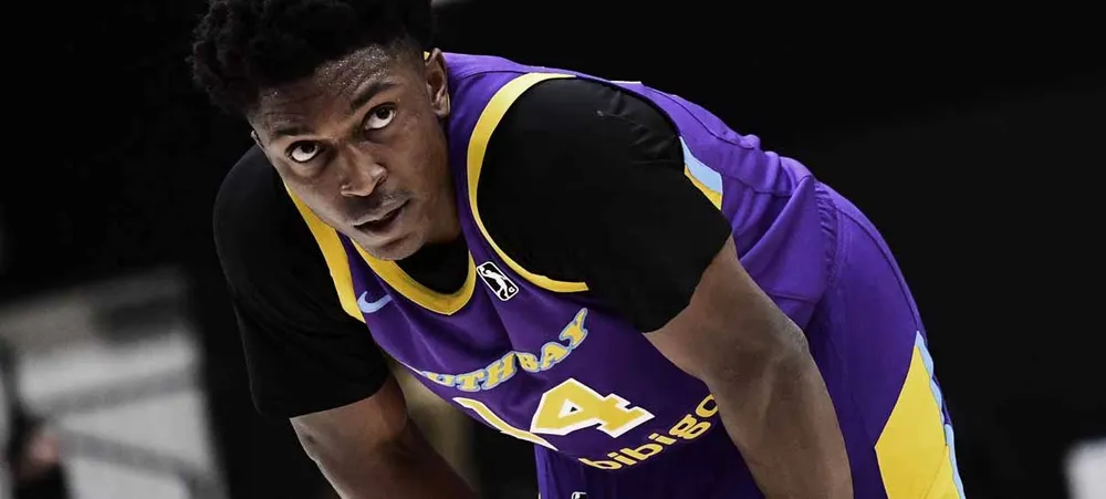 NBA: Bulls recorre ao Lakers para completar seu elenco