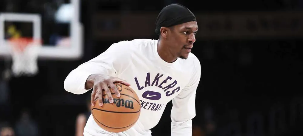 NBA: Cavs negocia com o Lakers uma troca por Rajon Rondo