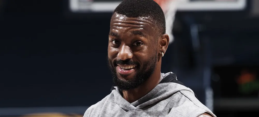 3 pacotes de troca para o Lakers negociar por Kemba Walker