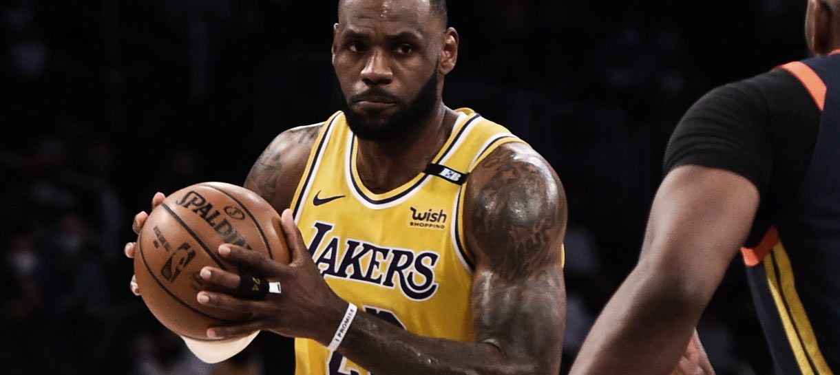 NBA explica porque não vai afastar LeBron James após quebra de protocolo contra o COVID-19