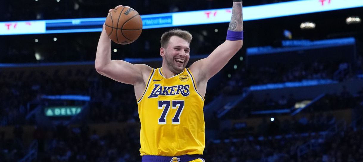 Lakers x Kings: Onde assistir ao vivo o jogo de hoje na NBA