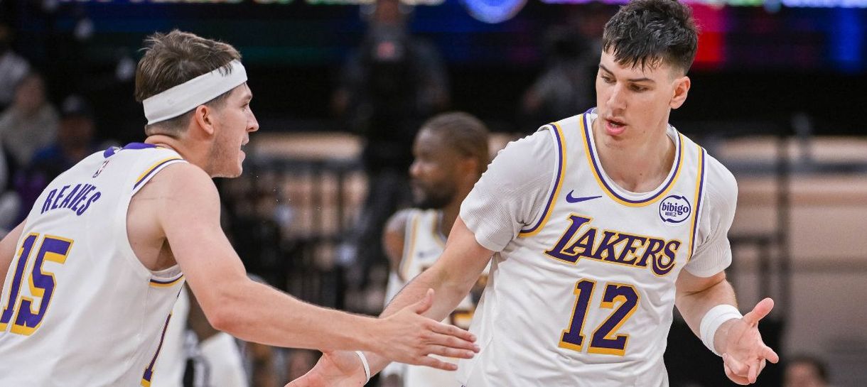 Lakers vence o Heat em noite surpreendente de Jake LaRavia