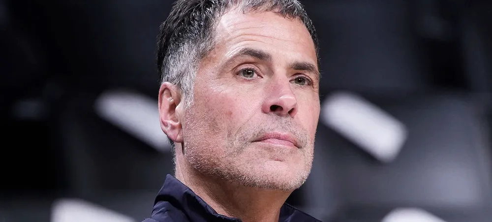 Lakers toma grande decisão sobre Rob Pelinka antes dos playoffs