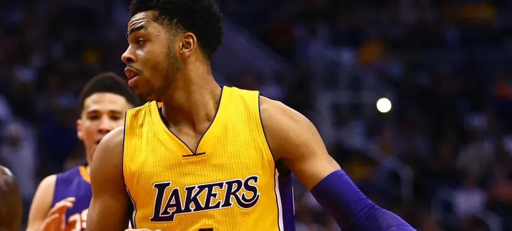 Lakers se despede com derrota na pré-temporada