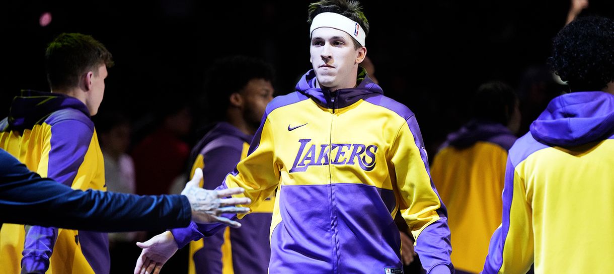 Austin Reaves pode desfalcar o Lakers contra o Grizzlies hoje. Confira os lesionados