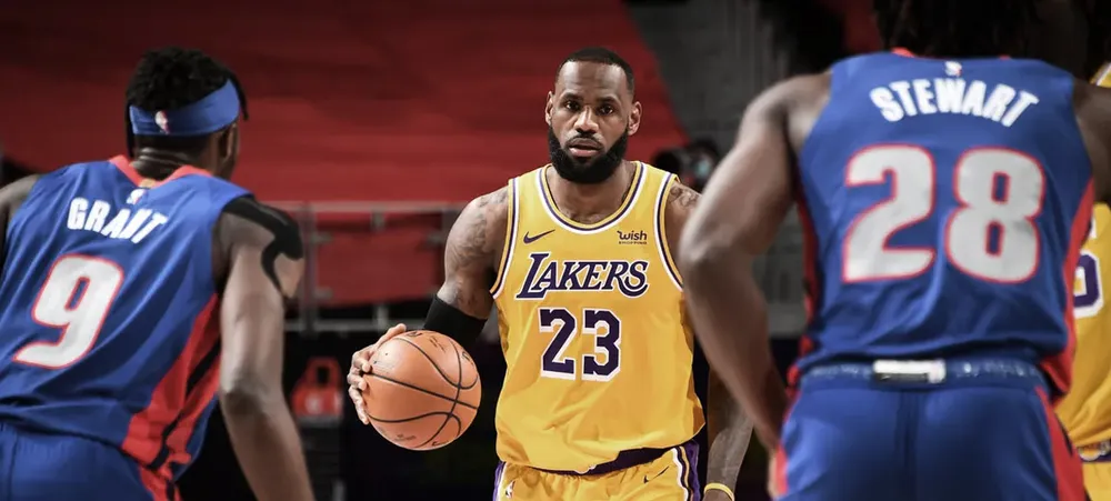 Lakers não consegue manter escrita do time e sofre derrota para o Pistons