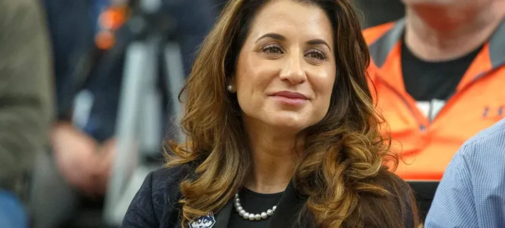 Esposa de Dan Hurley relata reunião emocionante com o Lakers