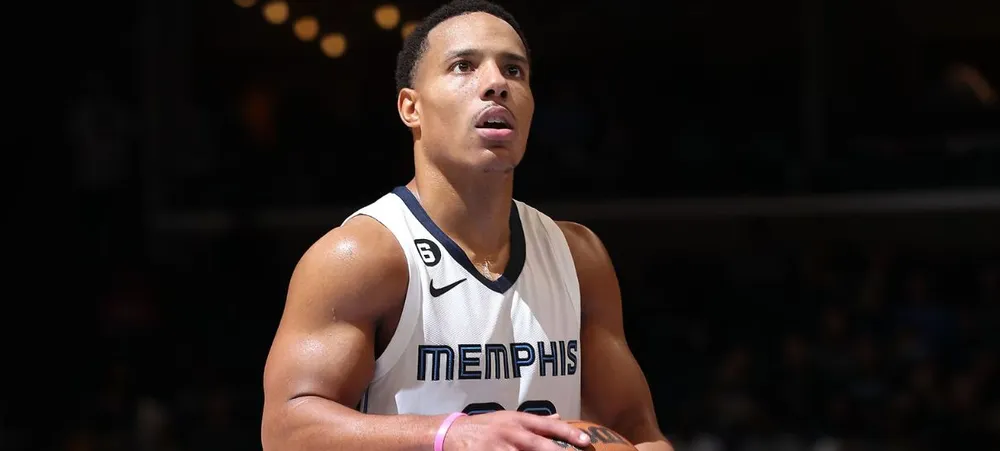 O recado que a primeira troca da NBA mandou para o Lakers