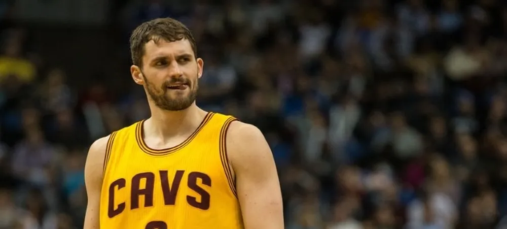 Kevin Love decide se tornar agente livre