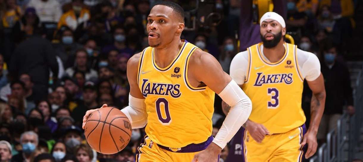 Lakers recebe Kings em meio a rumores de troca e possivelmente sem LeBron James