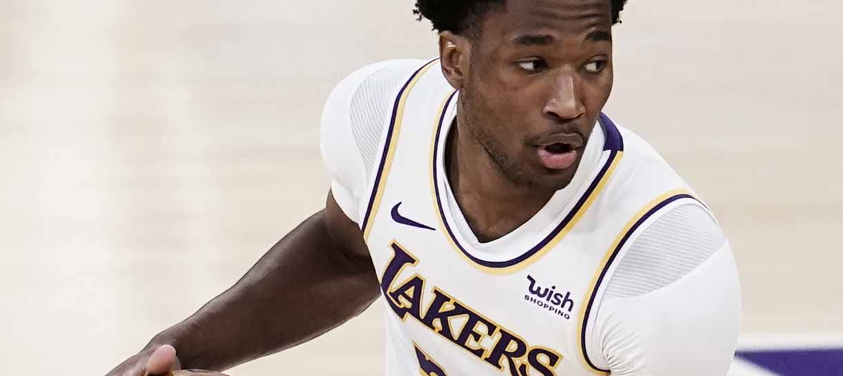 NBA: Lakers fecha por dois anos com Damian Jones