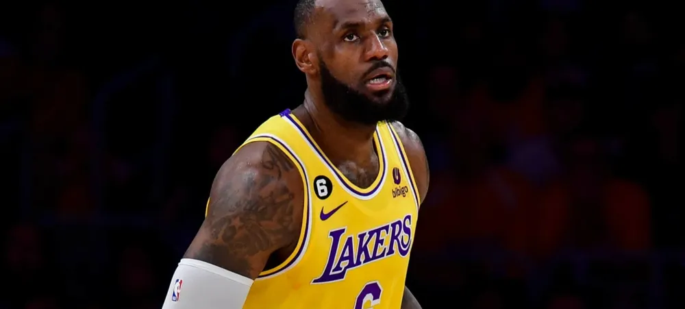 LeBron James treina forte rumo ao training camp da NBA