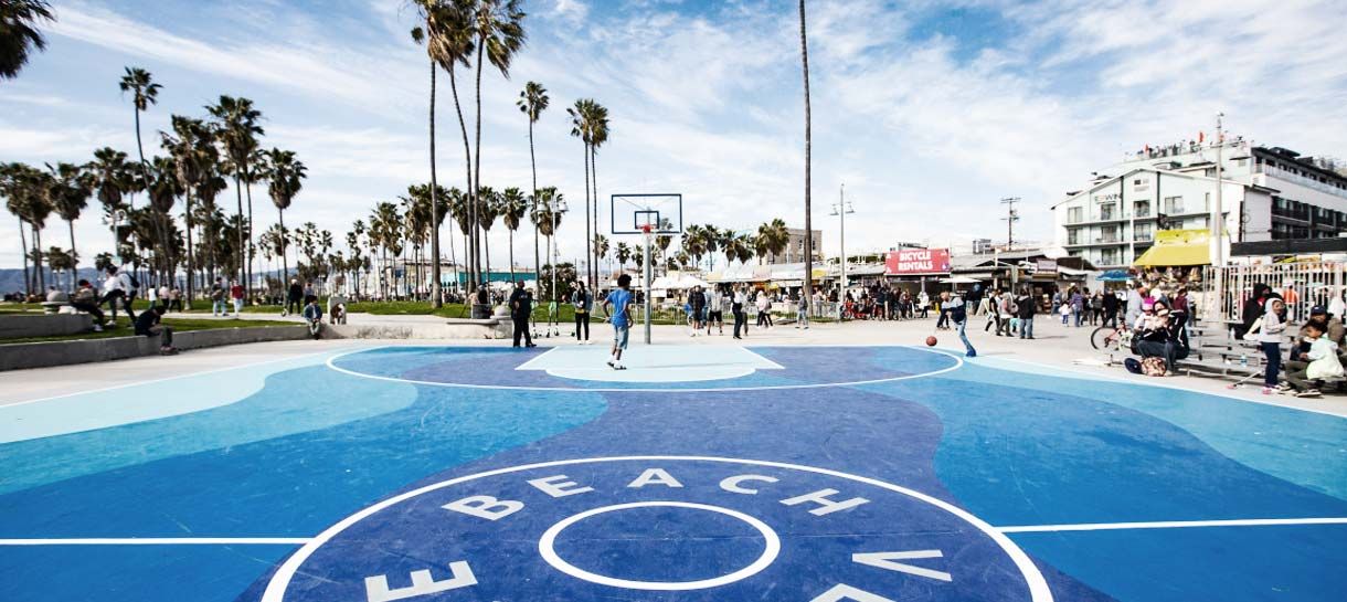 NBA planeja realizar jogos fora das arenas fechadas