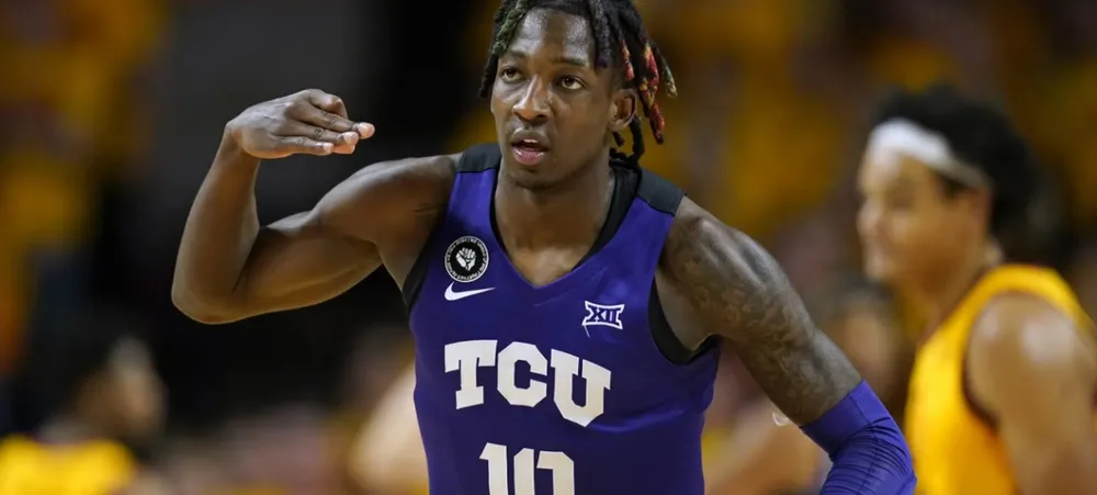 NBA: Lakers anuncia 4 novos jogadores rumo a pré-temporada