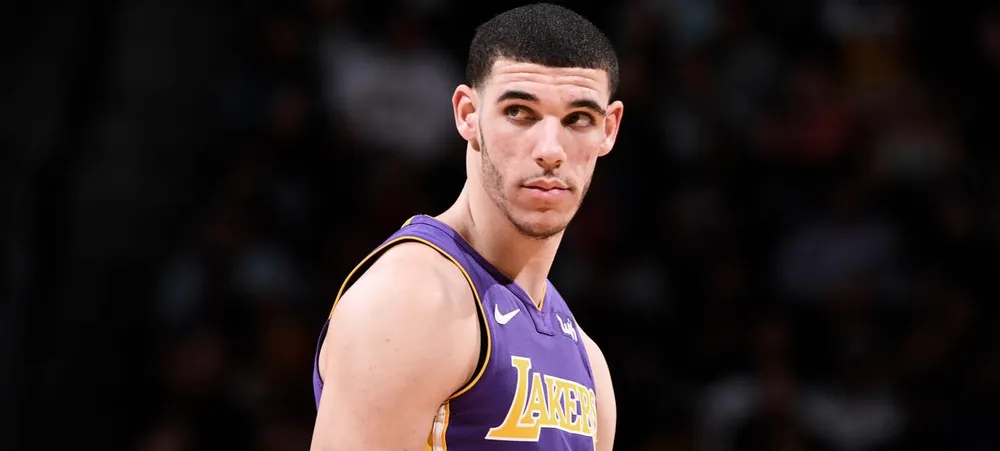 Lonzo Ball continua de fora até depois do All-Star Weekend