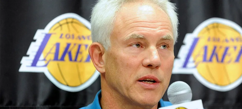 Kupchak diz que prioridade é a despedida do Kobe e não desenvolver jogadores