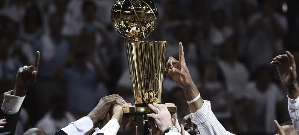 O afastamento de Chris Paul e a lesão de Kawhi Leonard provam o que o próximo campeão da NBA precisa para alcançar o objetivo