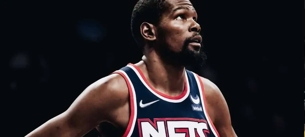 NBA: Como Kevin Durant está afetando a negociação do Lakers por Kyrie Irving