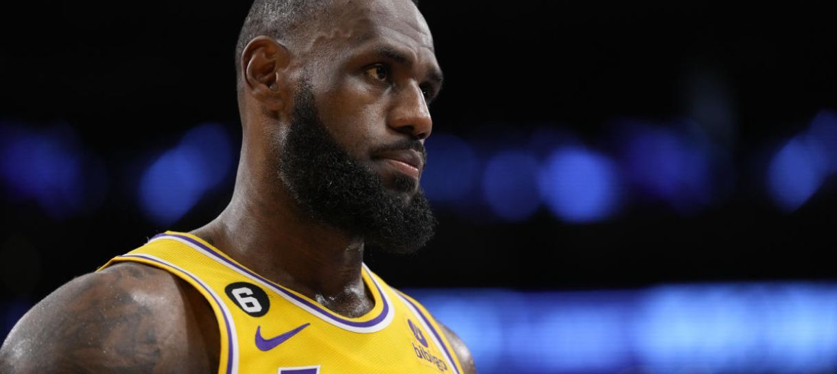 NBA: LeBron James fala em aposentadoria após eliminação do Lakers